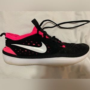 Men’s Nike Free Running Shoes